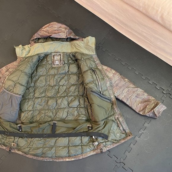 Burton - Men's Burton [ak] LZ GORE‑TEX Down 2L Jacket - Picture 4 of 6